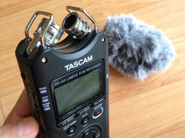 モフモフが必要なのだ！PCMレコーダー【TASCAM DR-40】アクセサリーセットを購入。ウインドマフを装着して屋外使用に対応だぜ。 |  ソエジマックス／Soezimax