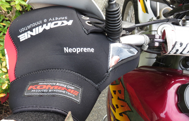 ハンドルカバーで冬に乗り込め！ KOMINE ネオプレーンハンドルウォーマー冬でもバイクに乗るのだよ。 – ソエジマックス  ヘッドルーム／SOEZIMAX HEADROOM
